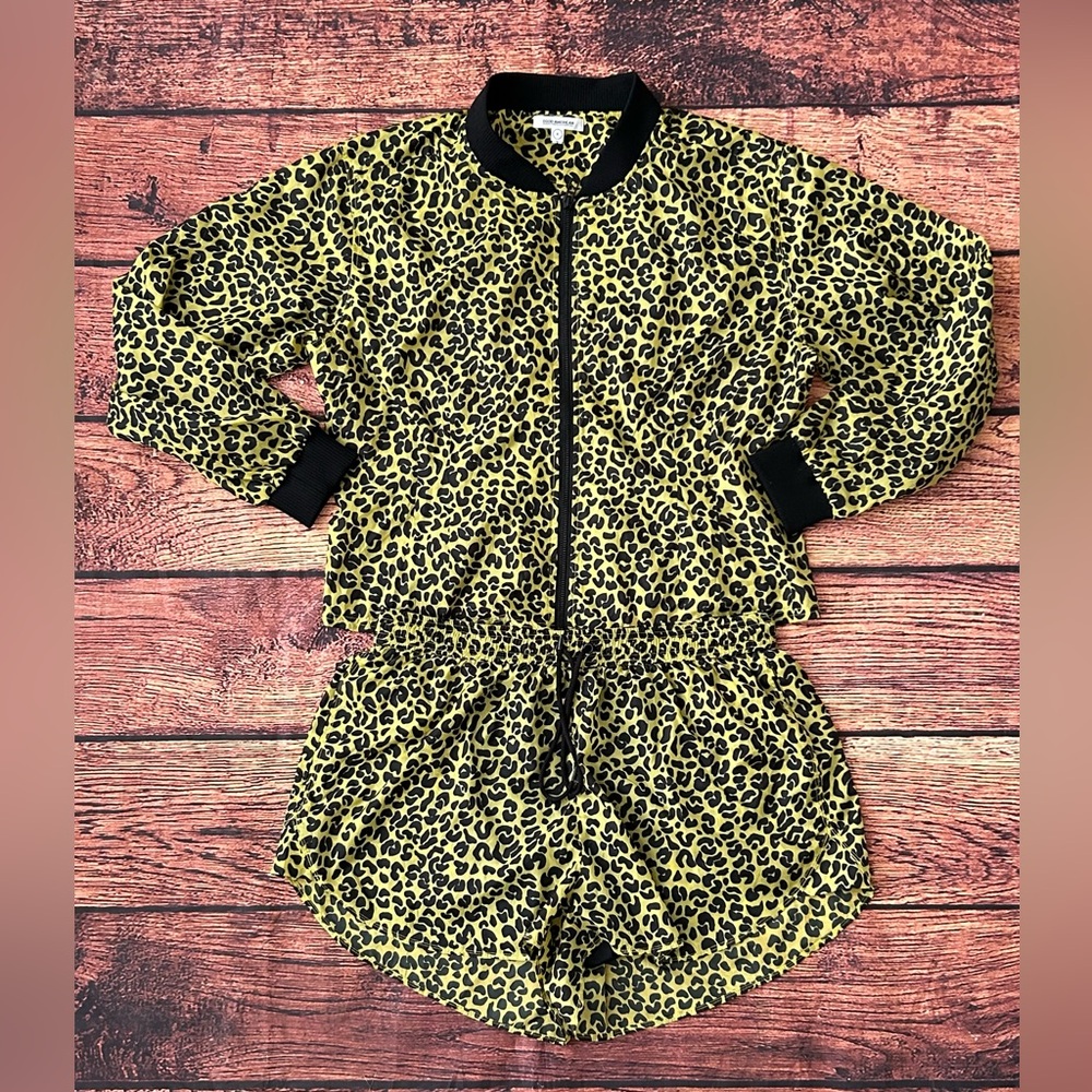 Good American Animal Print Running Shorts & Jacket‎ Size 4
